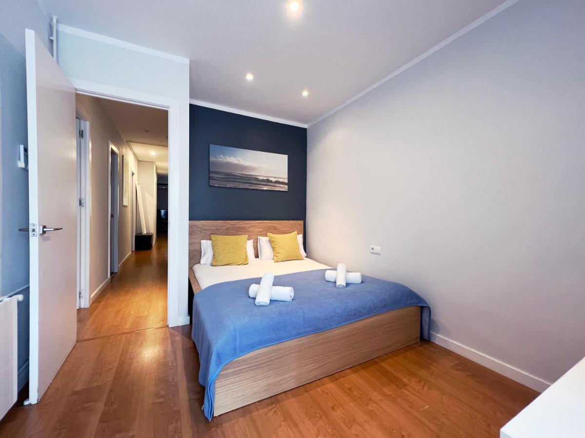 Stay U-Nique Apartments Travessera Barcelona Bagian luar foto